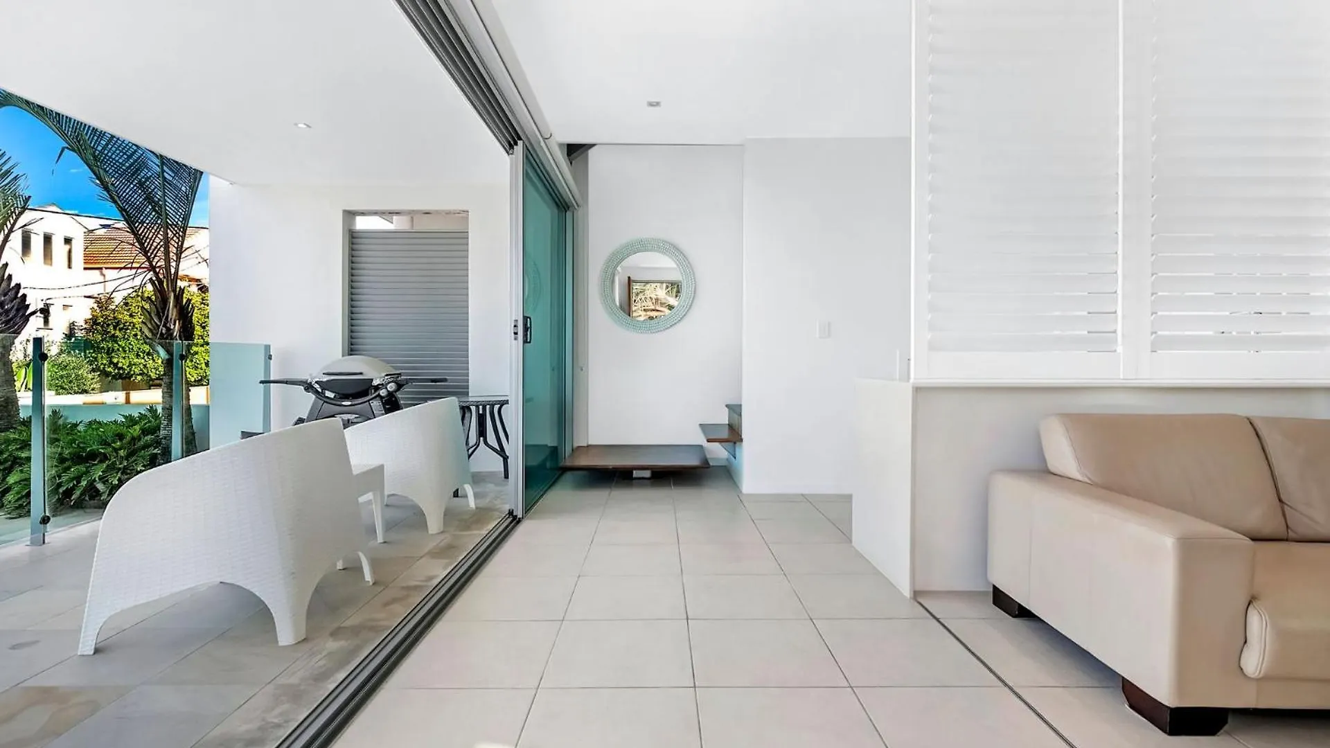Palm Salt Villa Gold Coast Holiday home